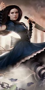 Alice: Madness Returns,Juegos