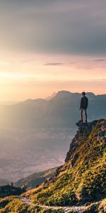 Alone,Mountains,Privacy,Seclusion,Miscellanea,Miscellaneous,Human,Person,Loneliness,Lonely