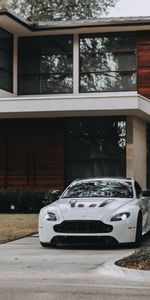 Aston Martin V8 Vantage,Aston Martin V8,Car,Aston Martin,Cars,Front View