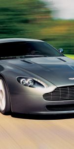 Automóvil,Aston Martin,Vista Frontal,Velocidad,2005,Gris Metalizado,Gris Metálico,Aston Martin V8 Vantage,Coches