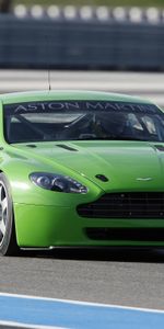 V8,Vantage,Тачки (Cars),Зеленый,Астон Мартин (Aston Martin),Вид Спереди,2007,Машины