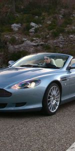 2004,Db9,Природа,Астон Мартин (Aston Martin),Вид Сбоку,Трава,Тачки (Cars),Асфальт,Стиль,Голубой,Машины