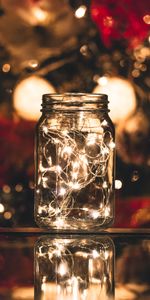 Bank,Shine,Light,Miscellanea,Miscellaneous,Jar,Garland,Garlands,Glare