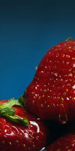 Berries,Macro,Ripe,Juicy,Strawberry