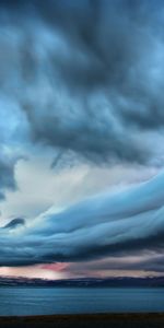 Blackness,Sky,Clouds,Smooth,Surface,Nature,Gloomy,Sea