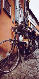 Building,Miscellanea,Miscellaneous,City,Bicycle,Vintage,Retro