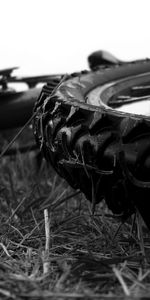 Bw,Thorns,Spikes,Tires,Chb,Bicycle,Wheel,Sports