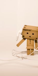 Cardboard Robot,Danbo,Headphones,Music