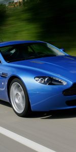 Aston Martin V8 Vantage,Асфальт,Тачки (Cars),2005,Синий,Вид Спереди,Стиль