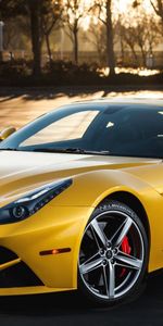 Феррари (Ferrari),Berlinetta,F12,Берлинета,Желтый,Тачки (Cars)