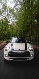 Voitures,Mouvement,Circulation,La Vitesse,Mini Cooper,Vue De Face,Une Voiture,Machine,Vitesse