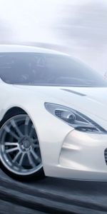 Aston Martin One 77,Белый,Тачки (Cars),Вид Сбоку,Спорткар,Астон Мартин (Aston Martin),Дрифт