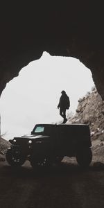 Jeep,Silhouette,Vus,Personne,Tunnel,Voitures,Humain