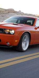 Challenger,Cars,Traffic,Movement,Srt8,Side View,Dodge