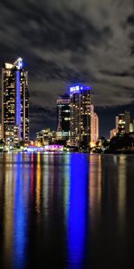 Ciudades,Noche,Ciudad,Edificio,Las Luces,Luces,Reflexión,Oscuro