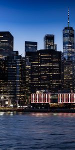 Agua,Ciudad,Edificio,Las Luces,Luces,Ciudad De Noche,Ciudad Nocturna,Ciudades