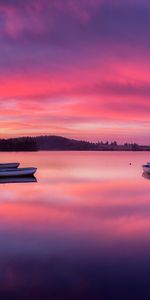 Dawn,Loch Lomond,Trossakhs,Trossahs,Nature,Boats,Lake,Scotland