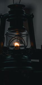 Flame,Fire,Lamp,Lantern,Dark,Metal,Metallic