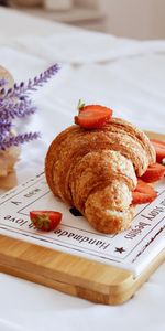 Petit Déjeuner,Fleurs,Baies,Croissant,Nourriture,Fraise