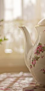 Flowers,Miscellanea,Miscellaneous,Blur,Smooth,Table,Teapot,Kettle,Vase