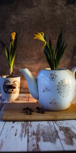 Flowers,Table,Teapot,Kettle,Mug,Cup