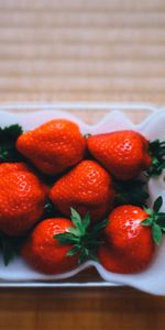 Assiette,Plaque,Baies,Table,Nourriture,Tableau,Fraise