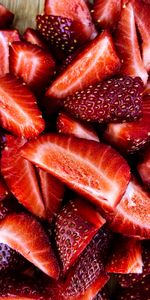 Food,Berry,Fruit,Lobules,Slices,Strawberry