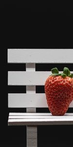 Food,Berry,Strawberry,Bench