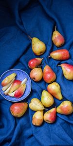 Food,Pears,Cloth,Plate,Fruits