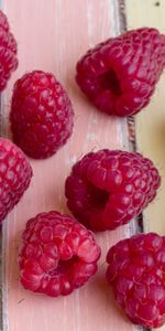 Food,Raspberry,Berries,Table,Ripe