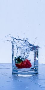 Food,Strawberry,Spray,Glass,Splash