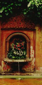 Fountain,Shabby,Ancient,Source,Flowers,Miscellanea,Miscellaneous,Old