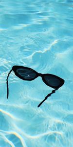 Glasses,Water,Glare,Miscellanea,Miscellaneous,Spectacles,Pool,Waves