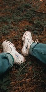 Grass,Miscellanea,Miscellaneous,Legs,Sneakers,Shoes,Footwear