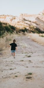 Grass,Miscellanea,Miscellaneous,Road,Childhood,Child,Run,Running