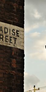 Inscription,Pointer,Cities,Wall,Street,Brick