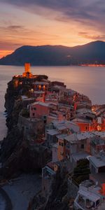 Italy,Vernazza,Mountains,Buildings,Cities,Sunset,Sea