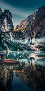 Naturaleza,Montañas,Reflexión,Niebla,Kayac,Kayak,Dolomitas,Montañas Dolomitas,Italia