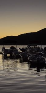 Lake,Miscellanea,Miscellaneous,Dusk,Wharf,Twilight,Boats,Pier