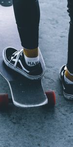 Legs,Sneakers,Shoes,Ride,Sports,Skateboard,Skate