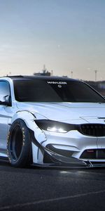 Tuning,Bmw,Maraudeur,M4,Vue De Côté,Voitures