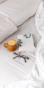 Miscellanea,Miscellaneous,Book,Bed,Spectacles,Coffee,Cup,Glasses