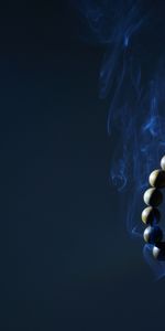 Miscellanea,Miscellaneous,Chaplet,Hand,Smoke,Beads