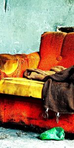 Miscellanea,Miscellaneous,Colourful,Armchair,Ancient,Ragged,Old,Colorful