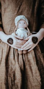 Miscellanea,Miscellaneous,Hands,Doll,Dress,Art,Eyes