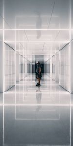 Miscellanea,Miscellaneous,Human,Person,Reflections,Reflection,Symmetry,Corridor,Minimalism