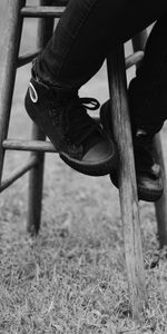 Miscellanea,Miscellaneous,Legs,Bw,Shoes,Stool,Sneakers,Chb