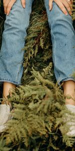 Miscellanea,Miscellaneous,Legs,Grass,Jeans,Hands,Girl