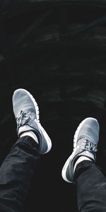 Miscellanea,Miscellaneous,Legs,Sneakers,Tunnel