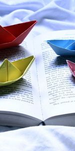 Miscellanea,Miscellaneous,Motley,Paper,Boats,Multicolored,Book,Ships